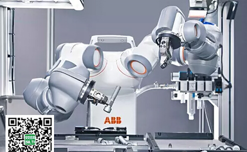 ABB推出首臺面向未來的人機協(xié)作機器人
