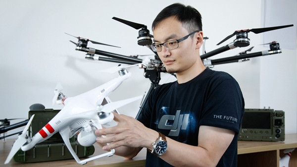 汪滔：在無人機機器人領域生意經