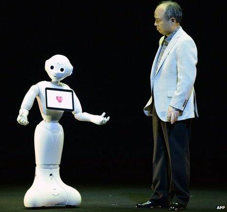 日本軟銀試售機器人“Pepper”一分鐘300臺被搶