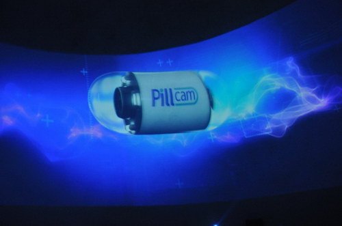 有眼有腳的“變形金剛”膠囊機器人