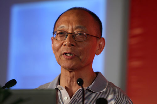 李德毅:中國不需太多人形機器人應該研究云機器人