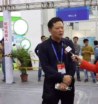 歐鎧機器人:AGV與餐飲機器人并重發展