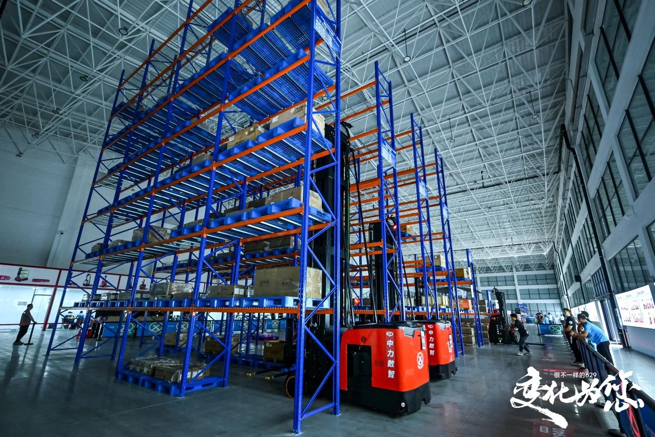 中力6.29多款新品首發(fā),具身智能機器人首次亮相!