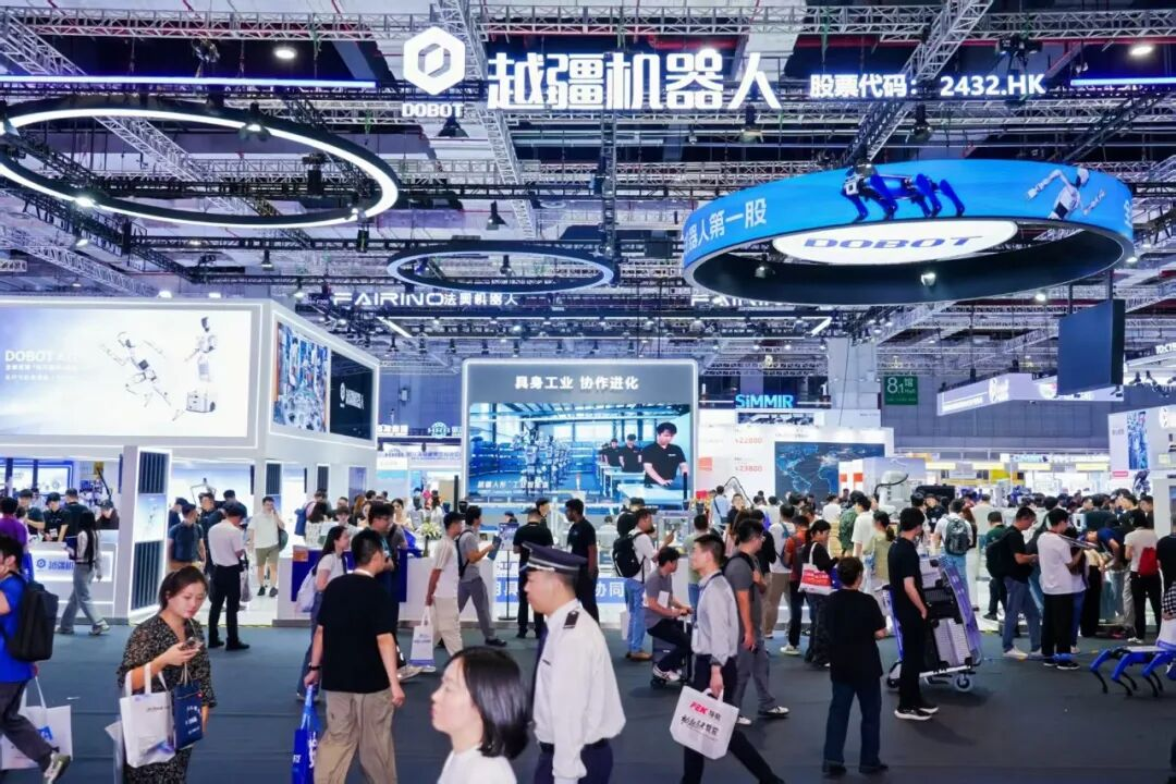 千億AI玩具市場:當IP被AI“喚醒”,玩具廠商如何開辟新賽道?